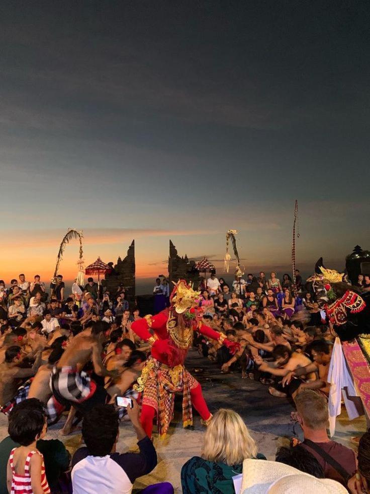 Surya Pandawa Homestay Ungasan Buitenkant foto