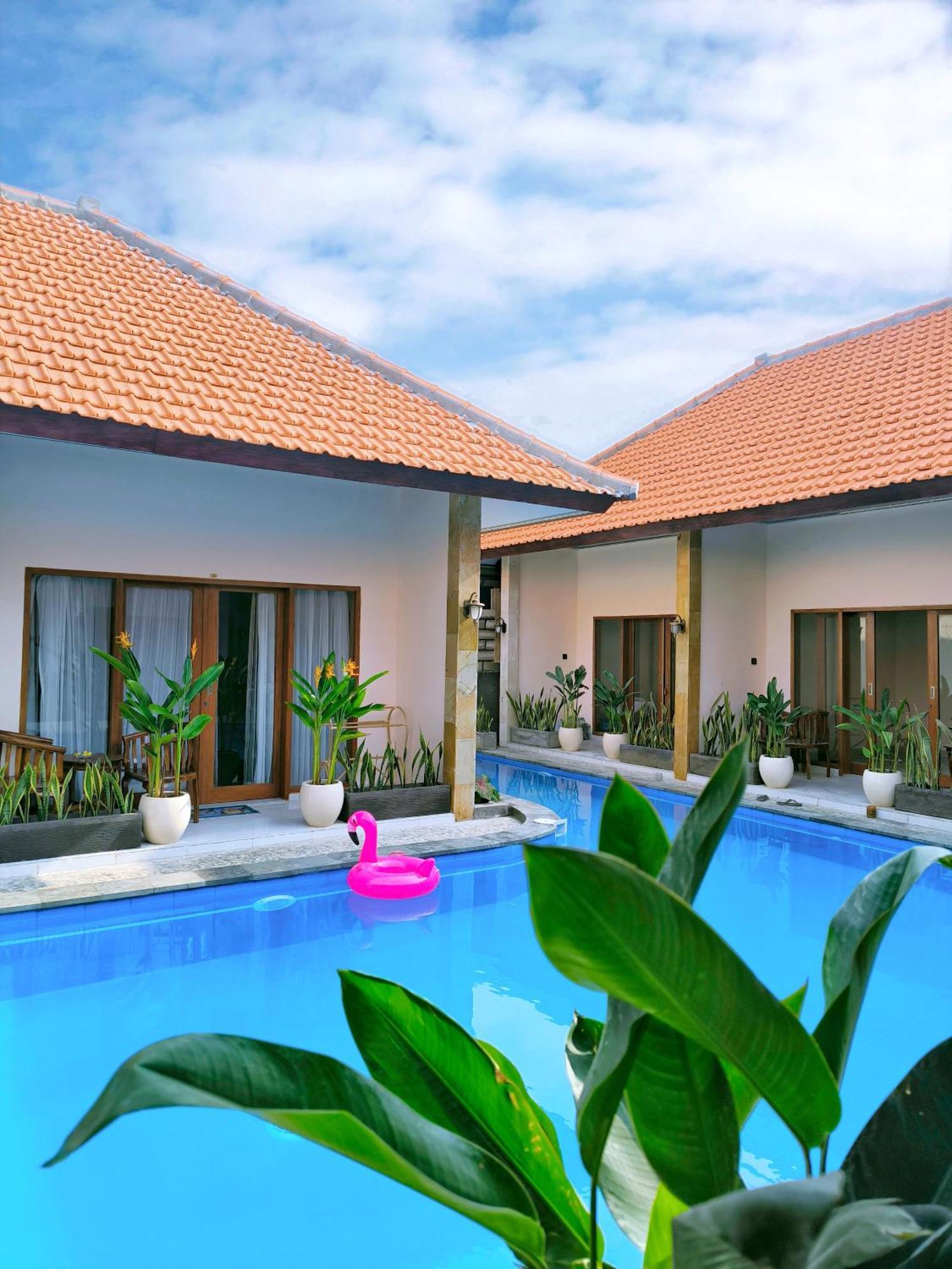 Surya Pandawa Homestay Ungasan Buitenkant foto