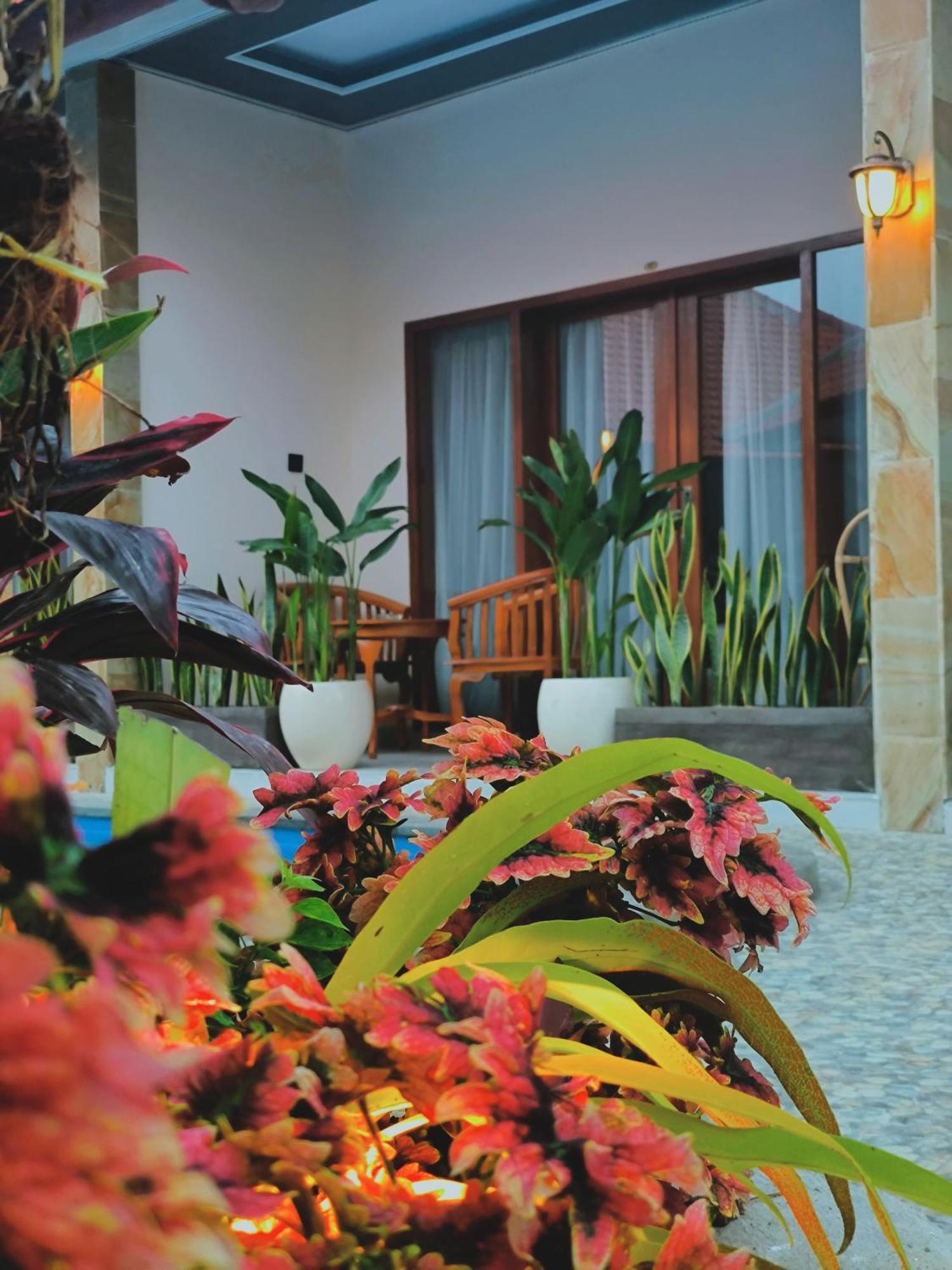 Surya Pandawa Homestay Ungasan Buitenkant foto
