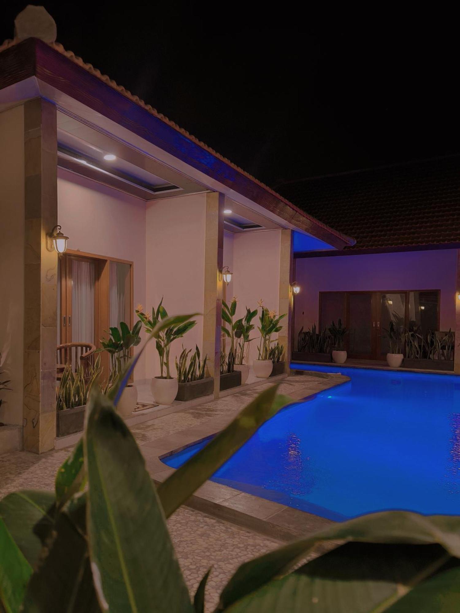 Surya Pandawa Homestay Ungasan Buitenkant foto