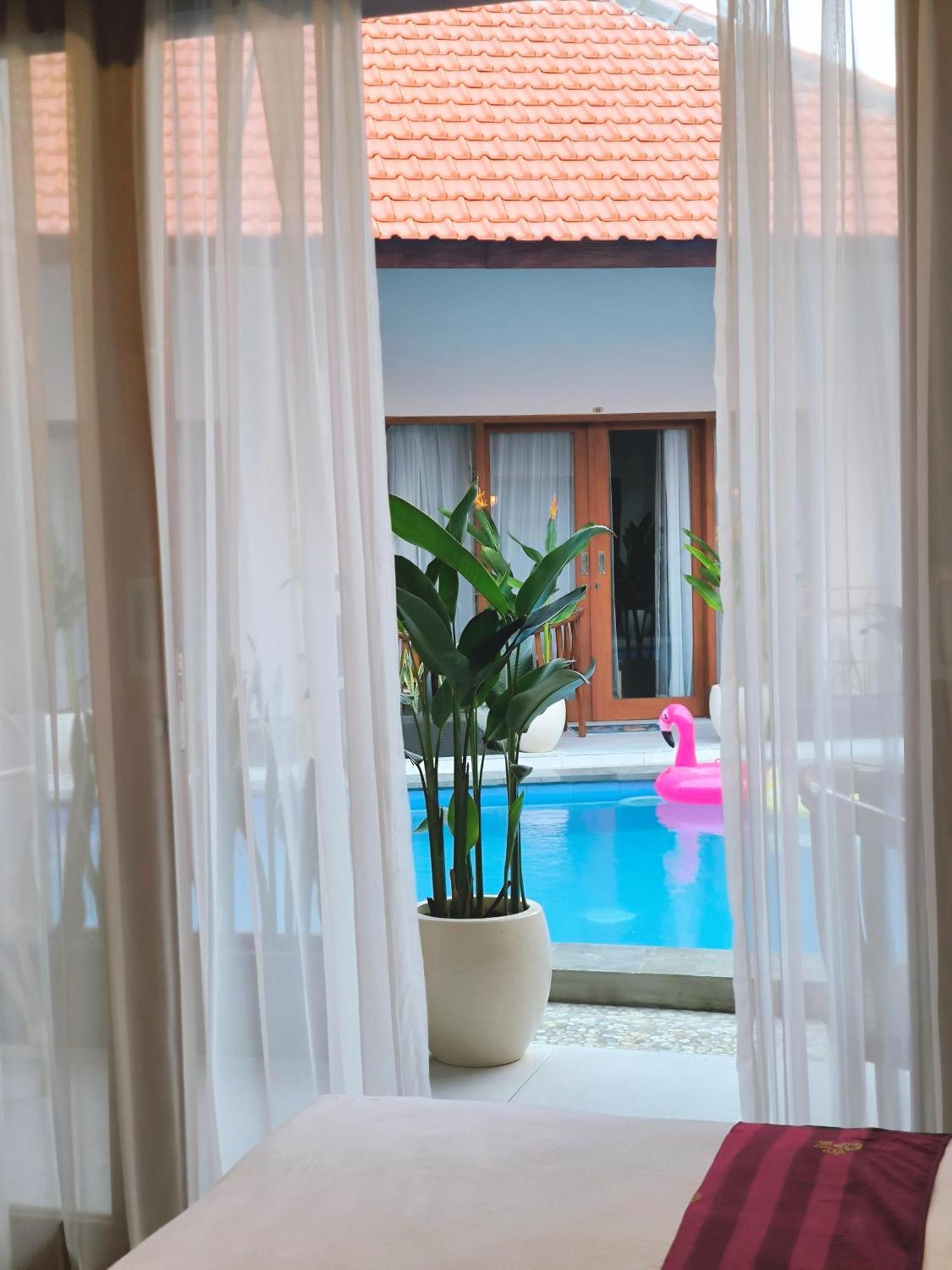 Surya Pandawa Homestay Ungasan Buitenkant foto