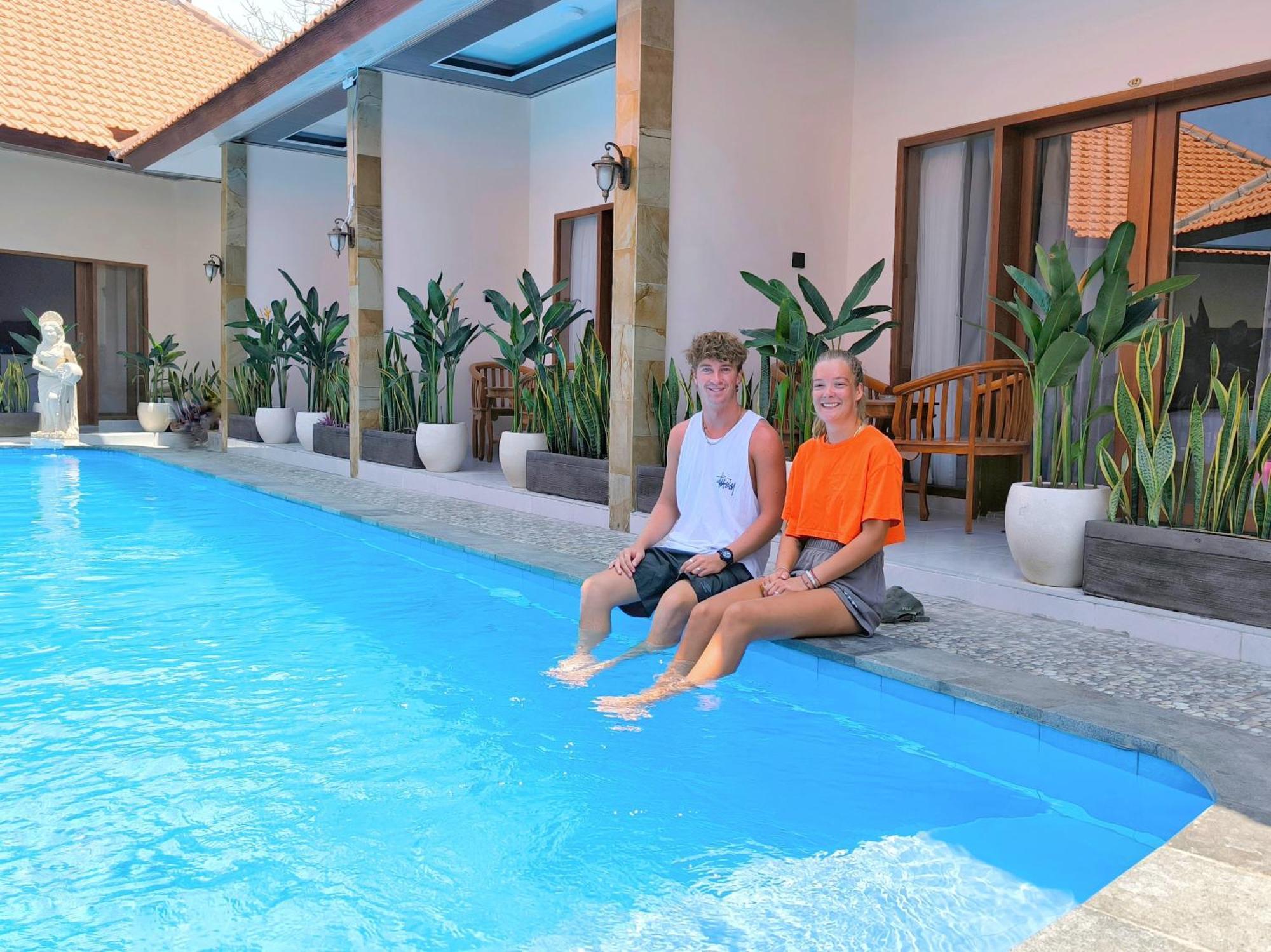 Surya Pandawa Homestay Ungasan Buitenkant foto